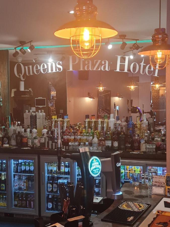 בלקפול Queens Plaza Hotel מראה חיצוני תמונה